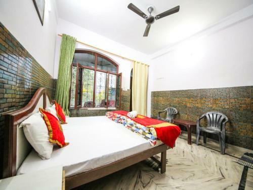 Hotel Rishikesh Sadan A Yoga & Spritual Retreat
