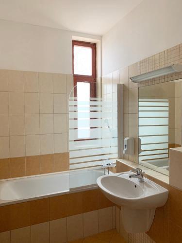 Anna-m�ria Villa Hotel
