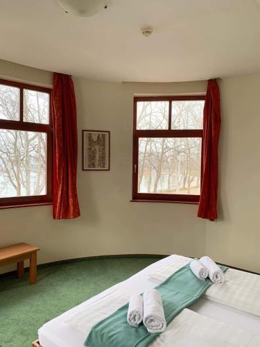 Anna-m�ria Villa Hotel