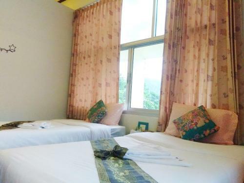 Hostal Thaweesuk Hotel