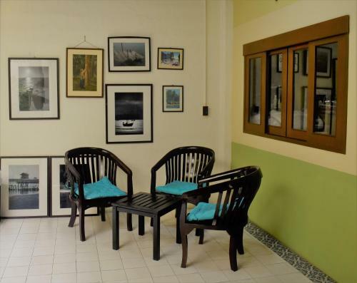 Hostal Thaweesuk Hotel