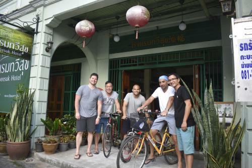 Hostal Thaweesuk Hotel