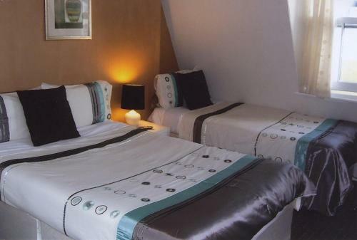 Hostal Citadel House Hotel