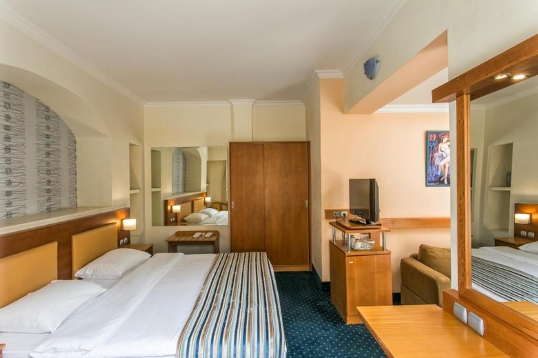Hotel Athens Cypria