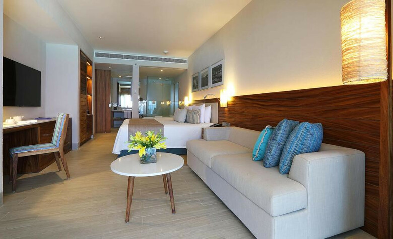 Hotel Emporio Cancun