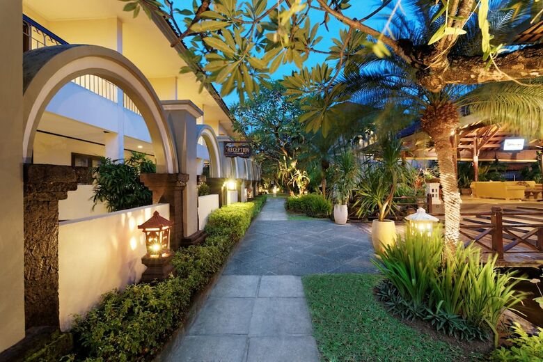 Hotel Legian Paradiso