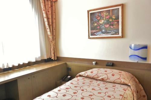 Melas Hotel
