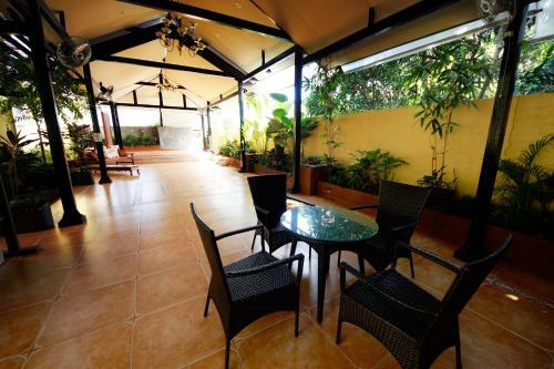 Hotel Casa Pura Inn And Suites