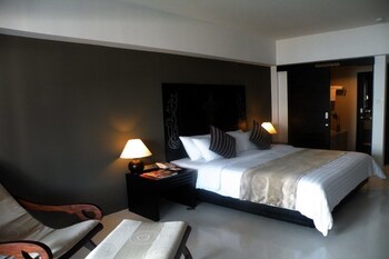 Hotel Samaya Bura