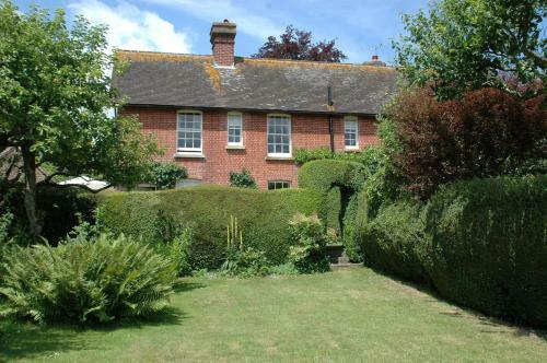Warre Cottage