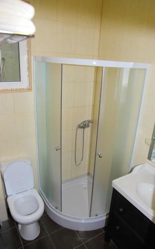 Hostal Guest House Alyans