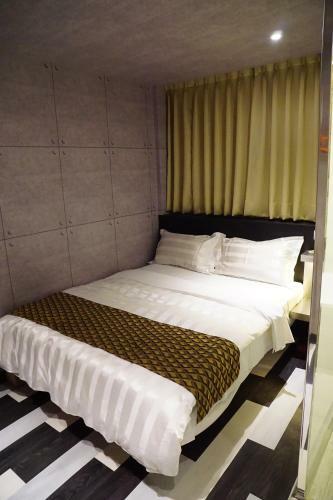 Dahshin Hotel