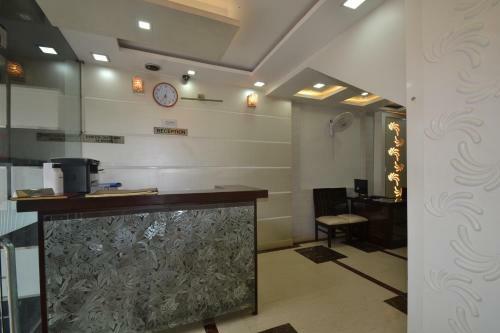 Hotel Central Residency