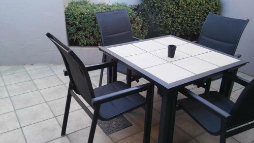 Hostal Abafazi Guest House