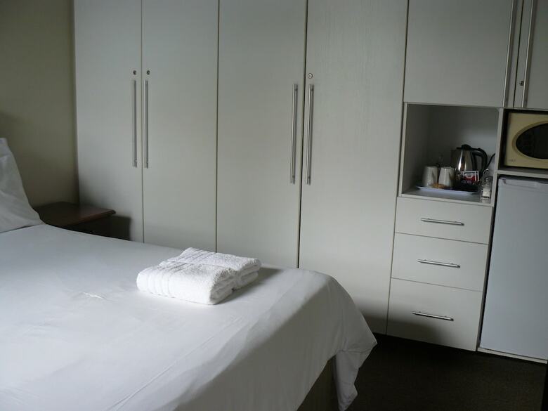 Hostal See More Guest House