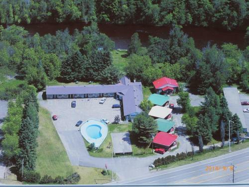 Motel De La Rivi�re