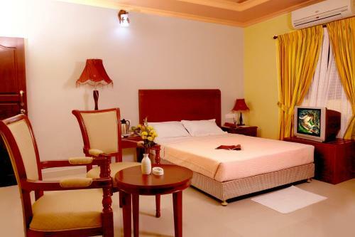 Hotel Devasura Inn