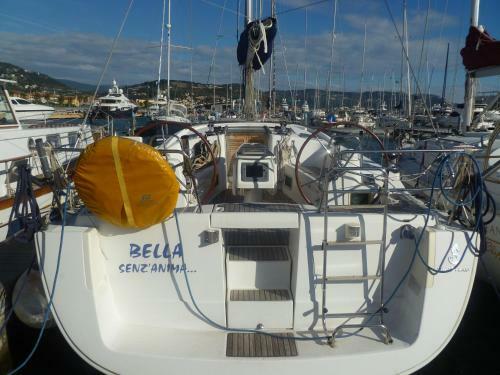 Le Vele Residence Sailing Boat