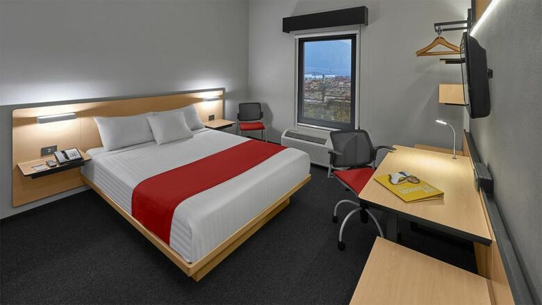 Hotel City Express Santa Catarina Monterrey
