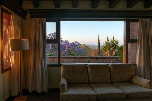 Hotel Villa Monta�a