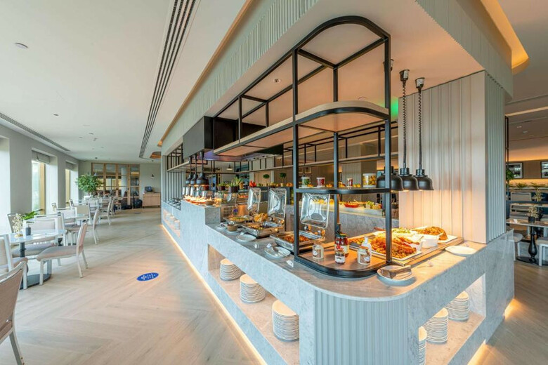 Radisson Blu Hotel & Resort, Abu Dhabi Corniche