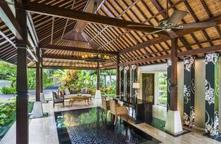 Hotel Laguna Resort And Spa