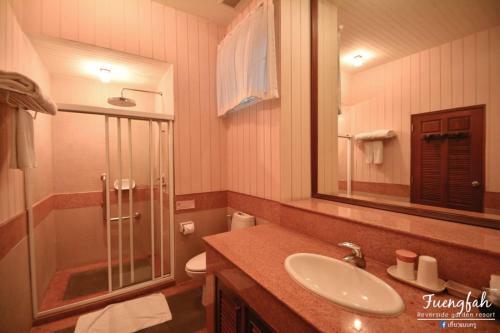 Hotel Fueng Fah Riverside Gardens Resort
