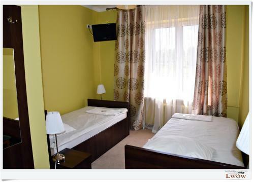 Hostal Lw�w