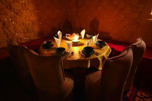 Bivouac R�ve Sahara-dar Azawad