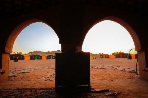 Bivouac R�ve Sahara-dar Azawad
