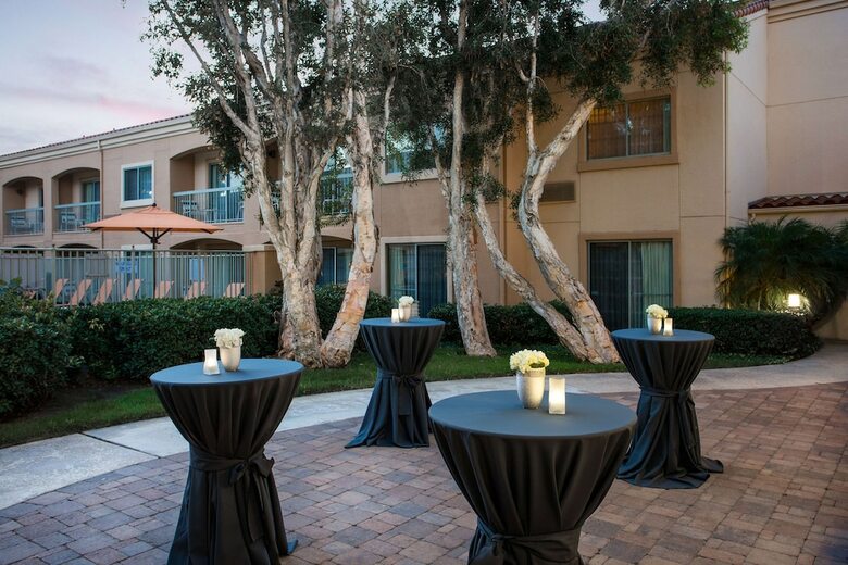 Hotel Courtyard By Marriott Camarillo