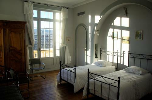 Hostal Villa Roassieux