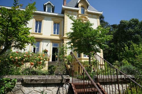 Hostal Villa Roassieux
