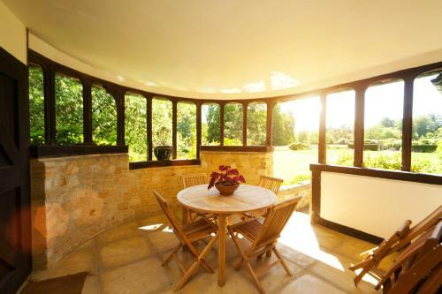Agroturismo Hever Castle Luxury Bed And Breakfast