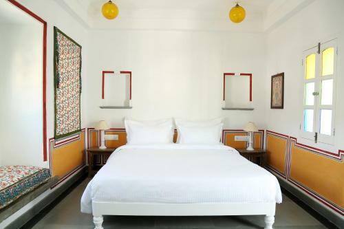 Hostal Little Garden Guest House