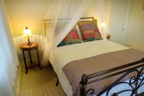 Bed & Breakfast Stoke House