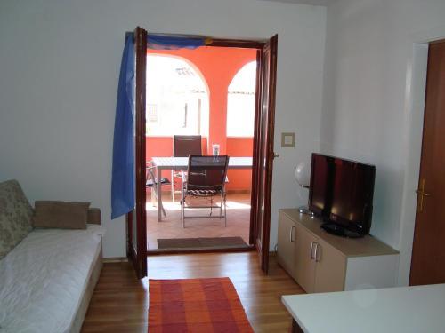 Apartments Josip