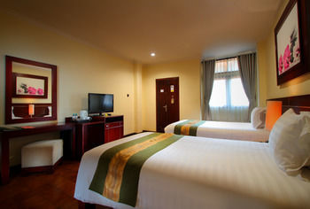 Hotel Adi Dharma Cottages