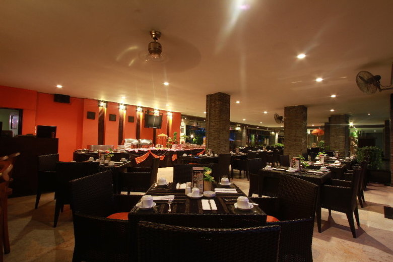 Lokha Legian Hotel