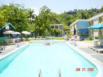 Hotel Toby's Resort