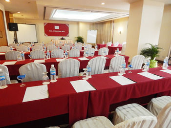 Pearl International Hotel