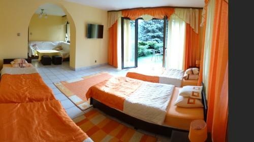 Hostal Dom Go?cinny Przedmie?cie