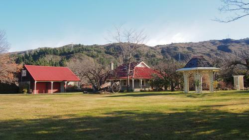 Hartley Homestead Boutique Bed & Breakfast