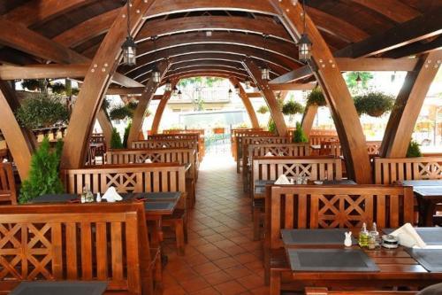 Hostal Pensiunea Nora