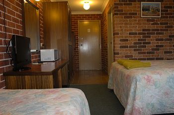 Lithgow Colonial Motor Inn