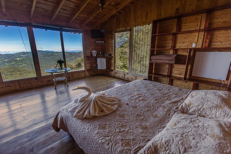 Para�so Quetzal Lodge