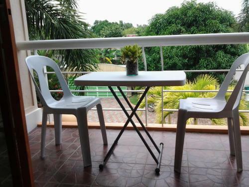 Bed & Breakfast Sir Nico Guesthouse And Resort