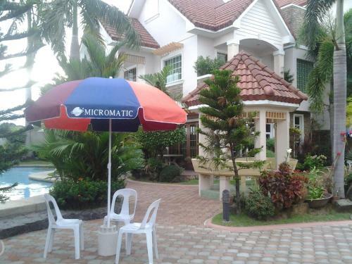 Bed & Breakfast Sir Nico Guesthouse And Resort