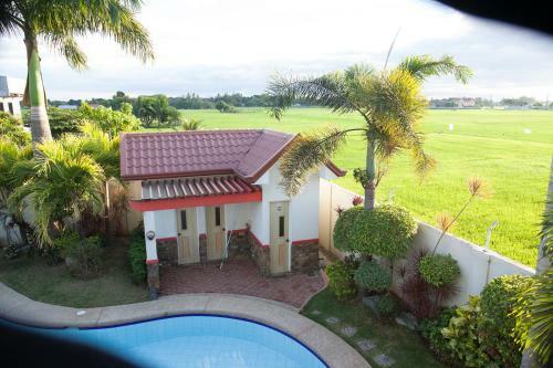 Bed & Breakfast Sir Nico Guesthouse And Resort