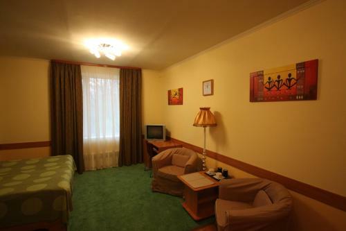 Dom Uchenykh Hotel